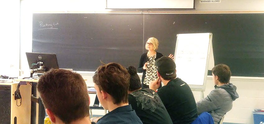 LGM trainer Suzanne Dique leads the first class.
